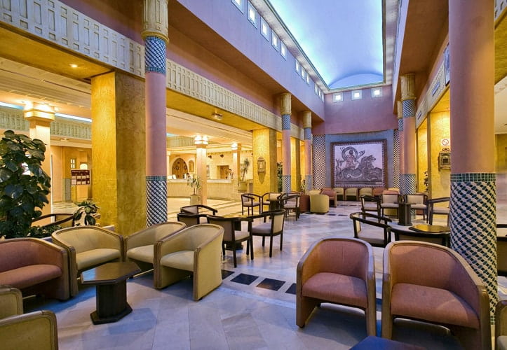 Lobby Bar